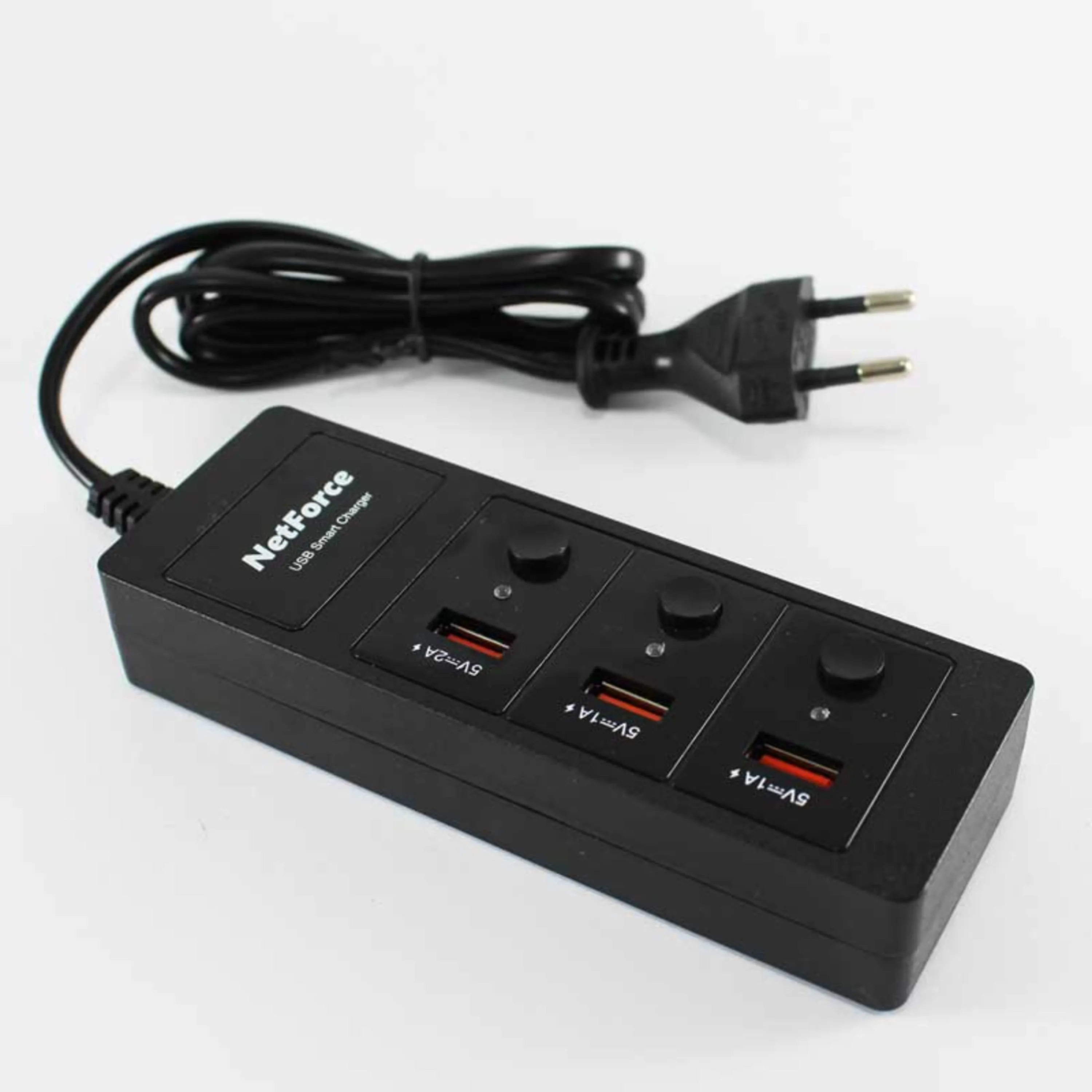 شارژر 3 پورت Netforce UPS-007 شارژر 3 پورت Netforce UPS-007