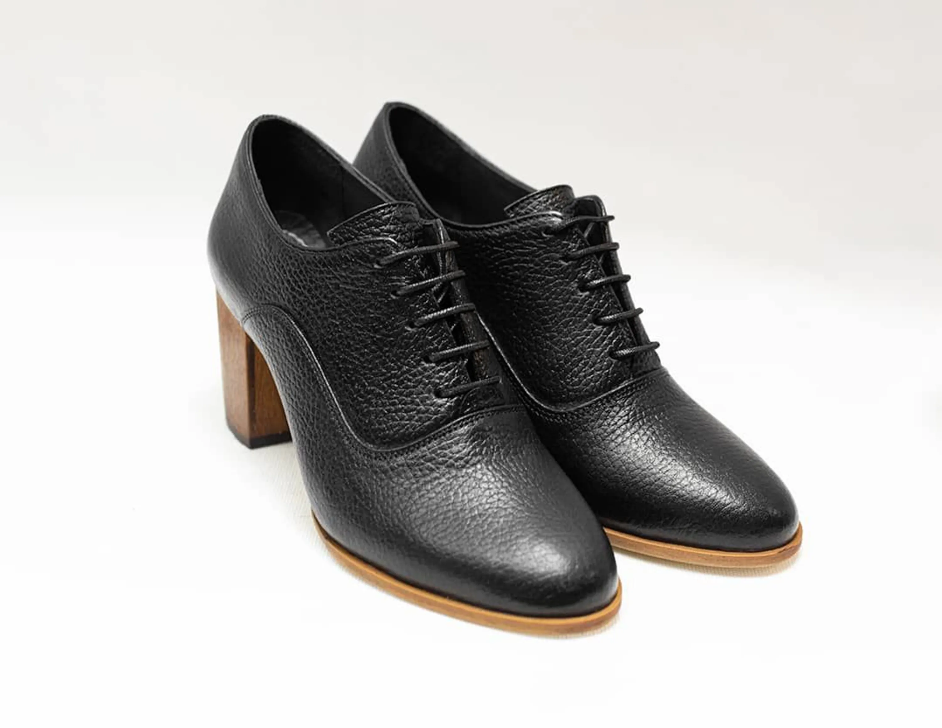 کفش هانا دست دوز  کفش هانا دست دوز