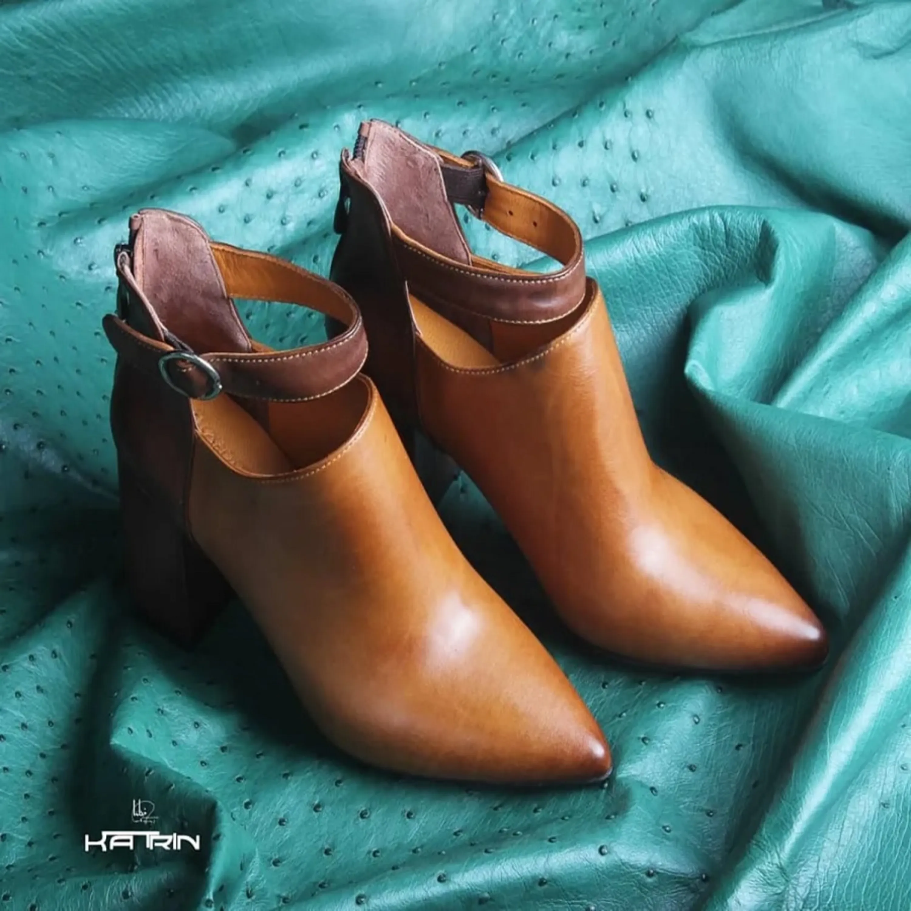 کفش زنانه چرم 422