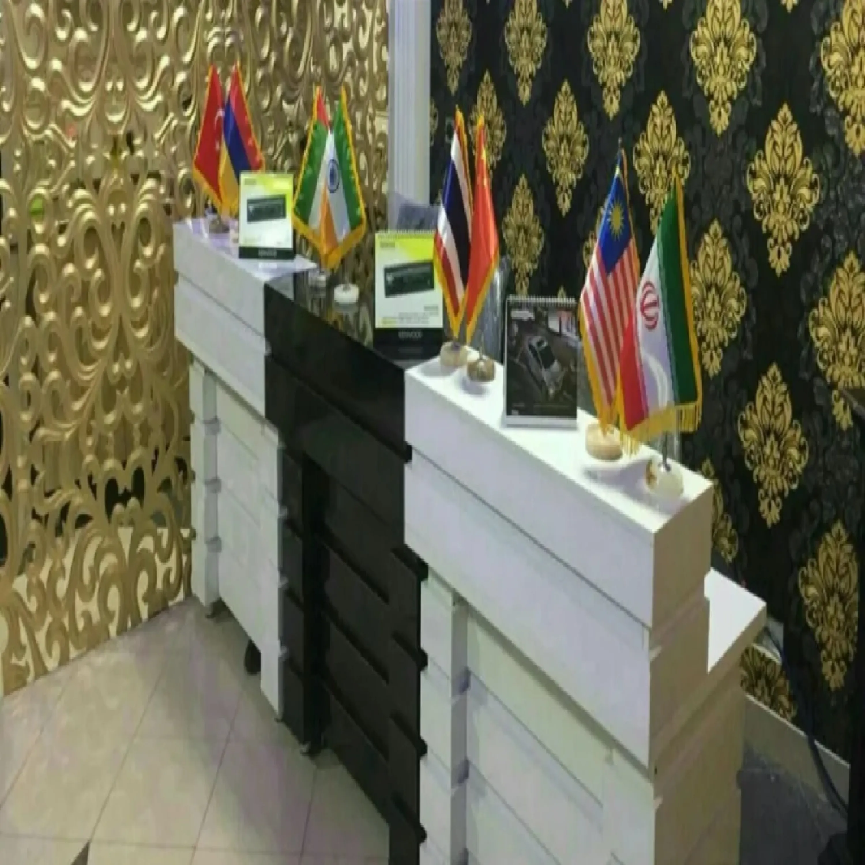 کانتر اداری خط دار کانتر اداری خط دار